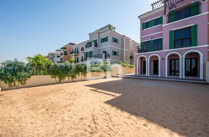 Townhouse - 4 Bedrooms - 5 Bathrooms for sale in Sur La Mer - La Mer - Jumeirah - Dubai