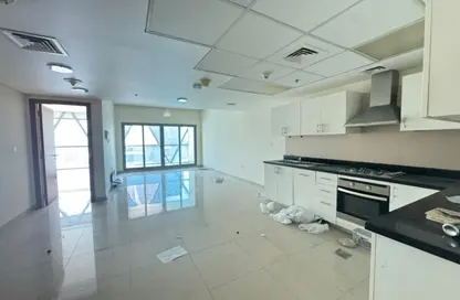 Apartment - 1 Bedroom - 2 Bathrooms for sale in Park Tower A - Park Towers - DIFC - Dubai