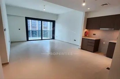 Empty Room image for: Apartment - 2 Bedrooms - 2 Bathrooms for rent in Act Towers - Opera District - Downtown Dubai - Dubai, Image 1