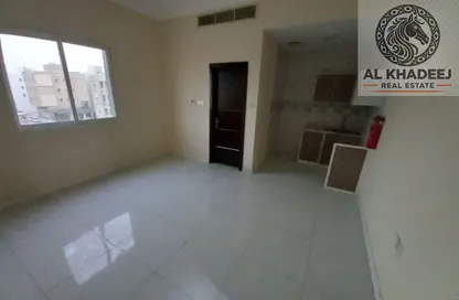 Apartment - Studio - 1 Bathroom for rent in Al Alia - Ajman