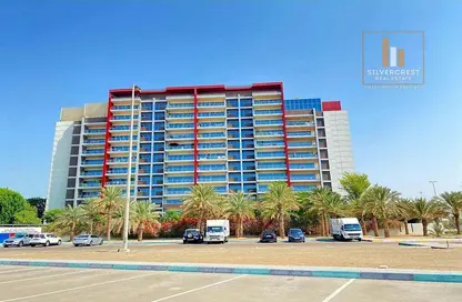 Apartment - 3 Bedrooms - 5 Bathrooms for rent in Park Residences by Rotana - Khalifa Park - Eastern Road - Abu Dhabi