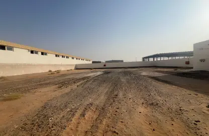 أرض - استوديو للايجار في الصجعة الصناعية - الصجعة - الشارقة أرض - استوديو للايجار في الصجعة الصناعية - الصجعة - الشارقة