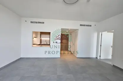 Empty Room image for: Apartment - 1 Bedroom - 2 Bathrooms for rent in Aljada - Sharjah, Image 1