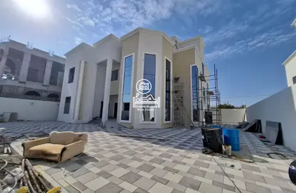 فيلا - 5 غرف نوم - 7 حمامات للايجار في مدينة الرياض - أبوظبي