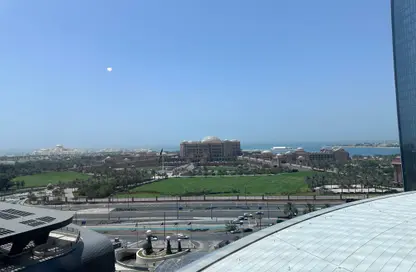 شقة - غرفة نوم - 2 حمامات للايجار في 2 برج الاتحاد - أبراج الاتحاد - شارع الكورنيش - أبوظبي