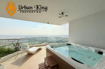 Apartment - 2 Bedrooms - 3 Bathrooms for rent in One of One Luxury Residences - Business Bay - Dubai