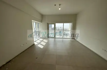 Empty Room image for: Apartment - 1 Bedroom - 2 Bathrooms for rent in Marina Rise Tower - Al Reem Island - Abu Dhabi, Image 1