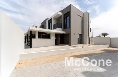 Villa - 4 Bedrooms - 4 Bathrooms for rent in Greenviews 2 - EMAAR South - Dubai South (Dubai World Central) - Dubai