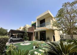Outdoor House image for: Villa - 5 bedrooms - 7 bathrooms for sale in Brookfield 3 - Brookfield - DAMAC Hills - Dubai, Image 1