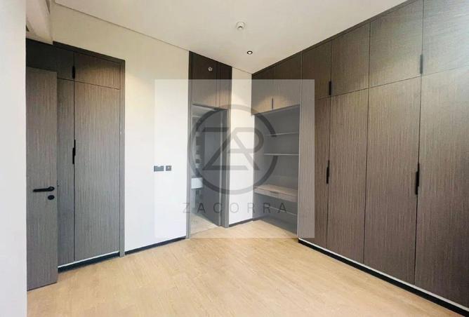 15691999 - Property Image 2