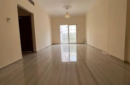 Apartment - 1 Bedroom - 2 Bathrooms for rent in Al Rashidiya Towers - Al Rashidiya - Ajman Downtown - Ajman