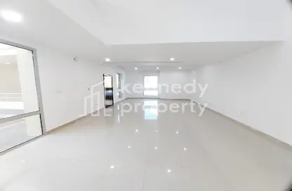 Empty Room image for: Villa - 5 Bedrooms - 7 Bathrooms for rent in Al Bateen Airport - Muroor Area - Abu Dhabi, Image 1