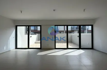 Empty Room image for: Villa - 3 Bedrooms - 4 Bathrooms for rent in Cherrywoods - Dubai Land - Dubai, Image 1
