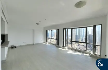 Apartment - 2 Bedrooms - 3 Bathrooms for rent in South Ridge 6 - South Ridge - Downtown Dubai - Dubai