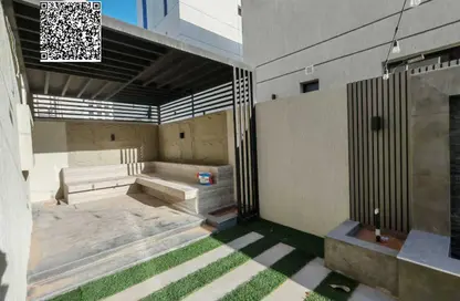 Villa - 5 Bedrooms - 7 Bathrooms for sale in Al Yasmeen 1 - Al Yasmeen - Ajman