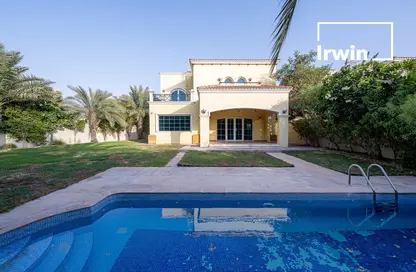Villa - 4 Bedrooms - 5 Bathrooms for sale in Legacy - Jumeirah Park - Dubai