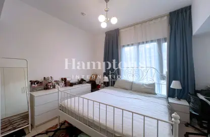 Apartment - 2 Bedrooms - 2 Bathrooms for sale in Hayat Boulevard-1B - Hayat Boulevard - Town Square - Dubai