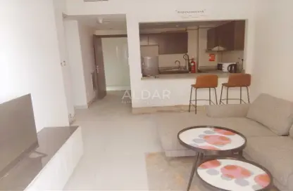 شقة - غرفة نوم - 2 حمامات للايجار في آيه ريزيدينس - قرية الجميرا سركل - دبي