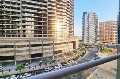 Apartment - 1 Bedroom - 2 Bathrooms for rent in UniEstate Sports Tower - Dubai Sports City - Dubai