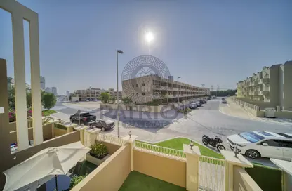 تاون هاوس - 4 غرف نوم - 6 حمامات للبيع في مالبري بارك - قرية الجميرا سركل - دبي