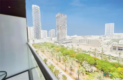 Apartment - Studio - 1 Bathroom for rent in Park View Tower - Jumeirah Village Circle - Dubai