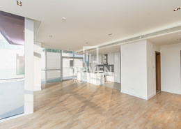Corner and Spacious Apt w/ Amazing Views