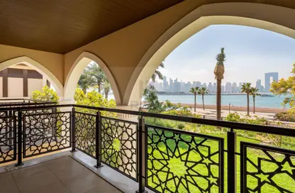 Balcony image for: Villa - 5 Bedrooms - 7 Bathrooms for sale in Jumeirah Zabeel Saray - The Crescent - Palm Jumeirah - Dubai, Image 1