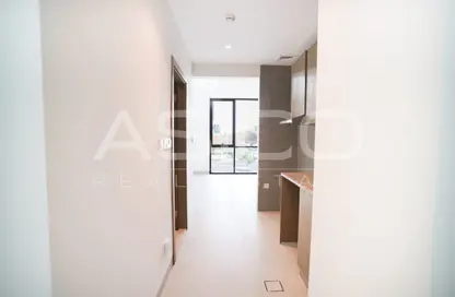 Shop - Studio - 1 Bathroom for rent in Al Huda Building - Naif - Deira - Dubai