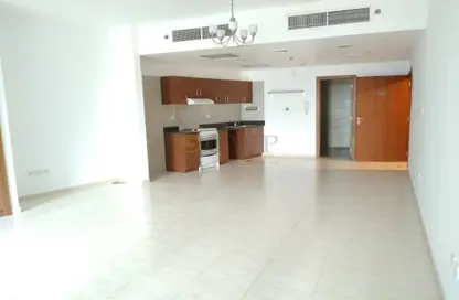 شقة - 1 حمام للايجار في سكاي كورتس تاور D - أبراج سكاي كورتس - دبي لاند - دبي