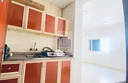 Apartment - Studio - 1 Bathroom for rent in Fire Station Road - Muwaileh - Sharjah