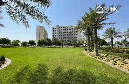 Apartment - 2 Bedrooms - 3 Bathrooms for rent in Golf Views - EMAAR South - Dubai South (Dubai World Central) - Dubai
