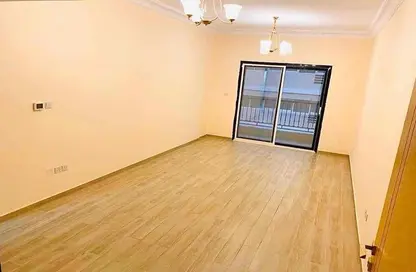 Apartment - 1 Bedroom - 2 Bathrooms for rent in Muwaileh 29 Building - Muwaileh - Sharjah