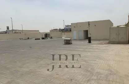 أرض - استوديو للايجار في آلصجعه - الشارقة
