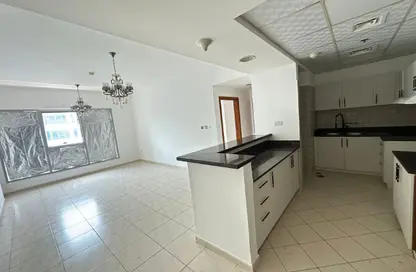 شقة - غرفة نوم - 1 حمام للايجار في سكاي كورتس تاور A - أبراج سكاي كورتس - دبي لاند - دبي