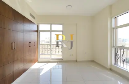 Apartment - 3 Bedrooms - 3 Bathrooms for rent in Al Raffa Residence - Al Raffa - Bur Dubai - Dubai