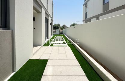 Townhouse - 4 Bedrooms - 6 Bathrooms for rent in Aura - Tilal Al Ghaf - Dubai