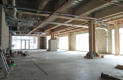 Shop - Studio for rent in Al Hamriya Building - Bur Dubai - Dubai