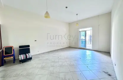 شقة - 2 غرف نوم - 3 حمامات للايجار في شكسبير 3 - سيرك شكسبير - موتور سيتي - دبي