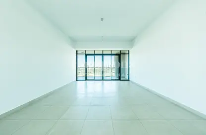 Apartment - 3 Bedrooms - 4 Bathrooms for sale in Vida Residence 1 - Vida Residence - The Hills - Dubai