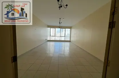 Apartment - 3 Bedrooms - 4 Bathrooms for rent in Al Taawun Street - Al Taawun - Sharjah