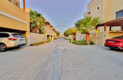 Townhouse - 3 Bedrooms - 4 Bathrooms for sale in Al Mariah Community - Al Raha Gardens - Abu Dhabi