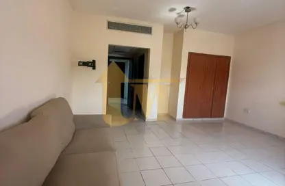 Apartment - Studio - 1 Bathroom for rent in E07 - China Cluster - International City - Dubai