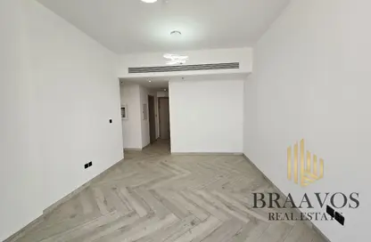 Apartment - 2 Bedrooms - 3 Bathrooms for sale in Empire Residence - Jumeirah Village Circle - Dubai