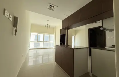 Apartment - Studio - 1 Bathroom for rent in Al Barsha 1 - Al Barsha - Dubai