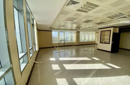 Office Space - Studio - 4 Bathrooms for rent in Hai Al Qalaa - Al Jaheli - Al Ain