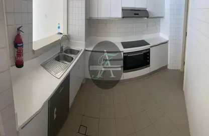 Kitchen image for: Apartment - 2 Bedrooms - 4 Bathrooms for rent in Al Bateen Residences - Jumeirah Beach Residence - Dubai, Image 1