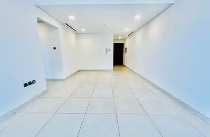 Apartment - 2 Bedrooms - 3 Bathrooms for rent in Jumeirah Garden City - Al Satwa - Dubai