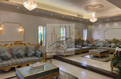 Villa - 4 Bedrooms - 6 Bathrooms for sale in Gate Tower 1 - Musheiref - Ajman