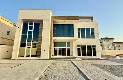 Villa - 6 Bedrooms - 7 Bathrooms for rent in Nad Al Sheba 2 - Nad Al Sheba - Dubai