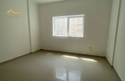 Apartment - 1 Bedroom - 1 Bathroom for rent in Al Khan Lagoon - Al Khan - Sharjah